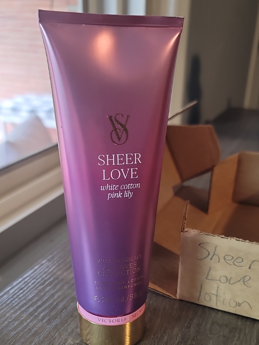 Victoria's Secret SHEER LOVE fine Fragrance Lotion Archived LIMITED EDITION